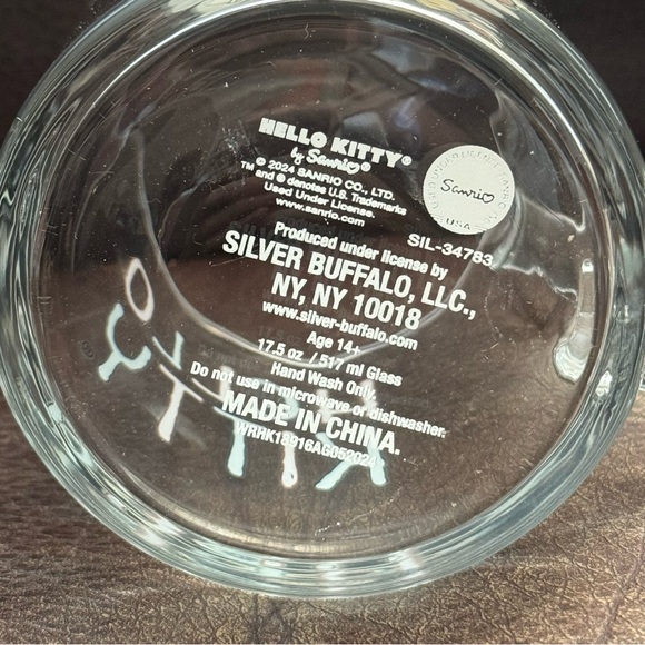 Hello Kitty in Candy Corn Dress 17.5oz Glass Halloween Mug - Picture 5 of 5